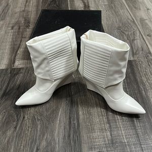 White Azalea Wang leather wedge boots sz 8.5